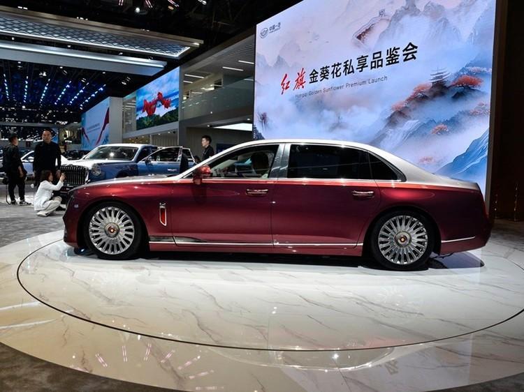 Don't lose the phantom and fly! Hongqi Guoya officially unveiled.